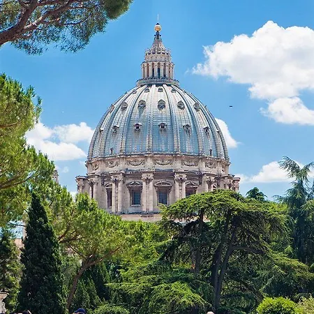 Vatican Palace Hotel 2*